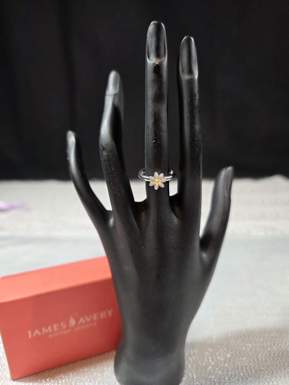 James Avery The Enamel Mini Flower Ring - Picture 7 of 7